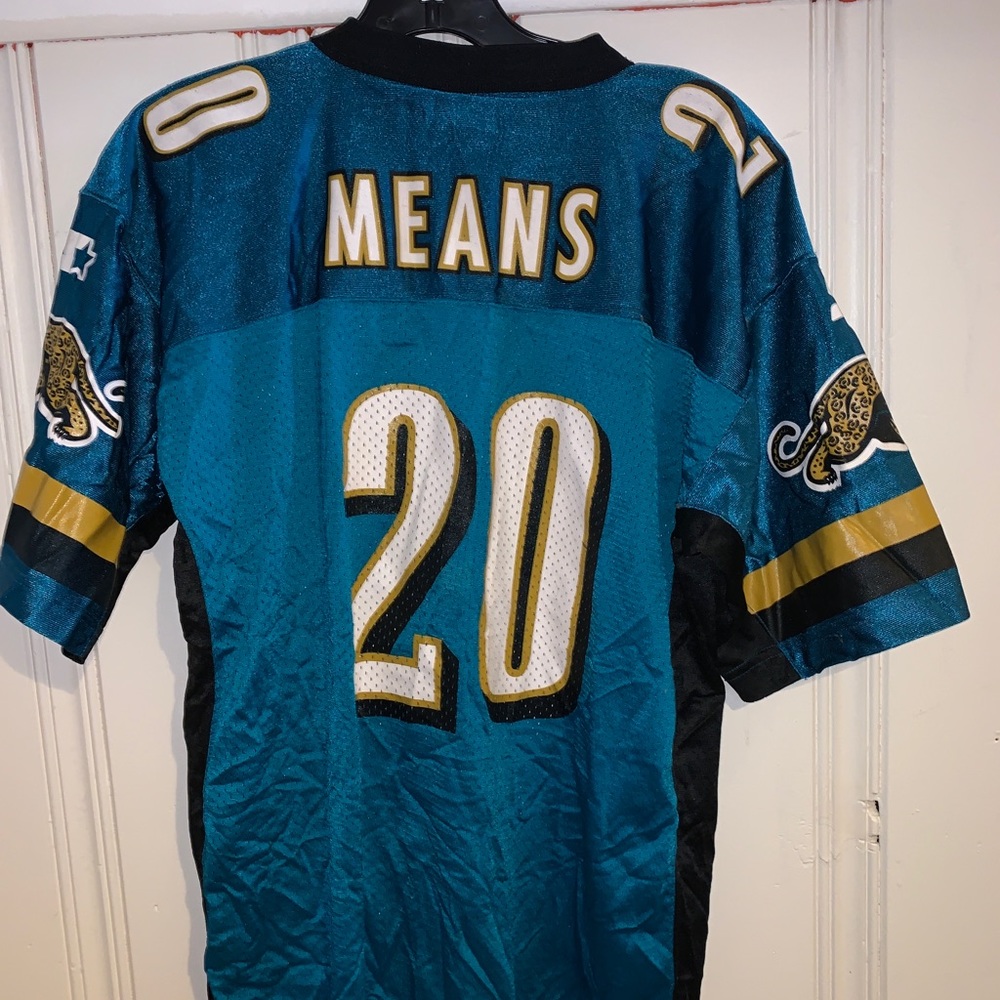 Vintage Jaguars jersey. Size XL (boys)